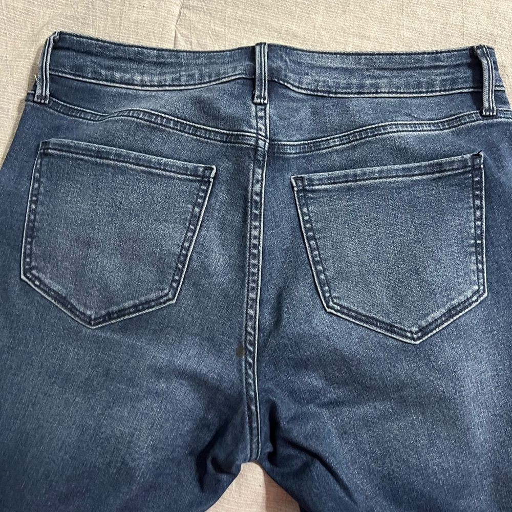 Old Navy Rockstar size 8 jeans
